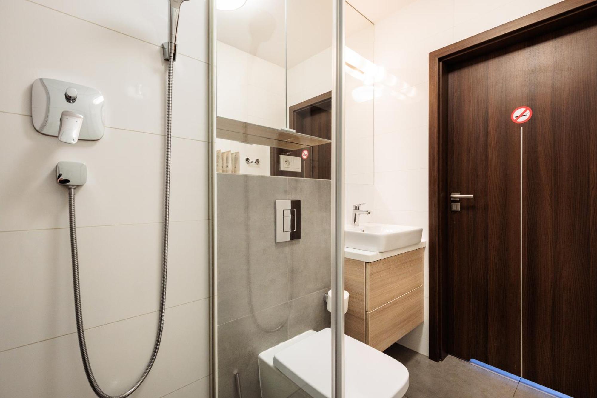 Olimp Apartments Krakow Luaran gambar